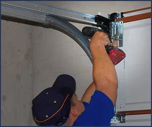 Neighborhood Garage Door Milwaukee, WI 262-427-1456 - zip